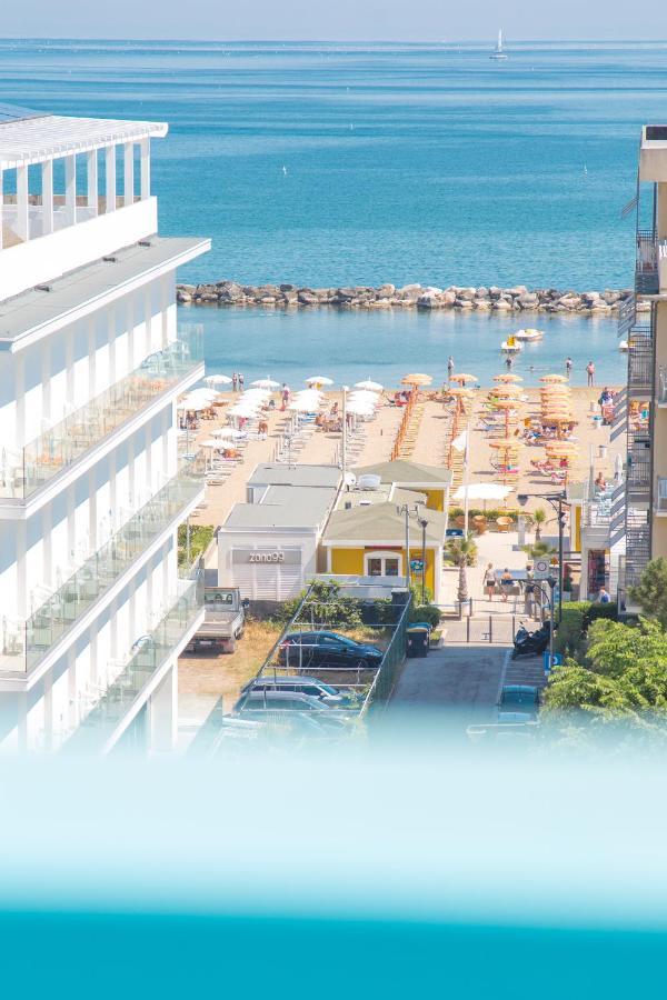 Hotel Elite Cattolica Exterior foto